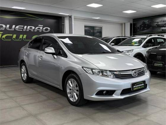 HONDA CIVIC 1.8 LXS 16V FLEX 4P MANUAL HONDA CIVIC 1.8 LXS 16V FLEX 4P MANUAL